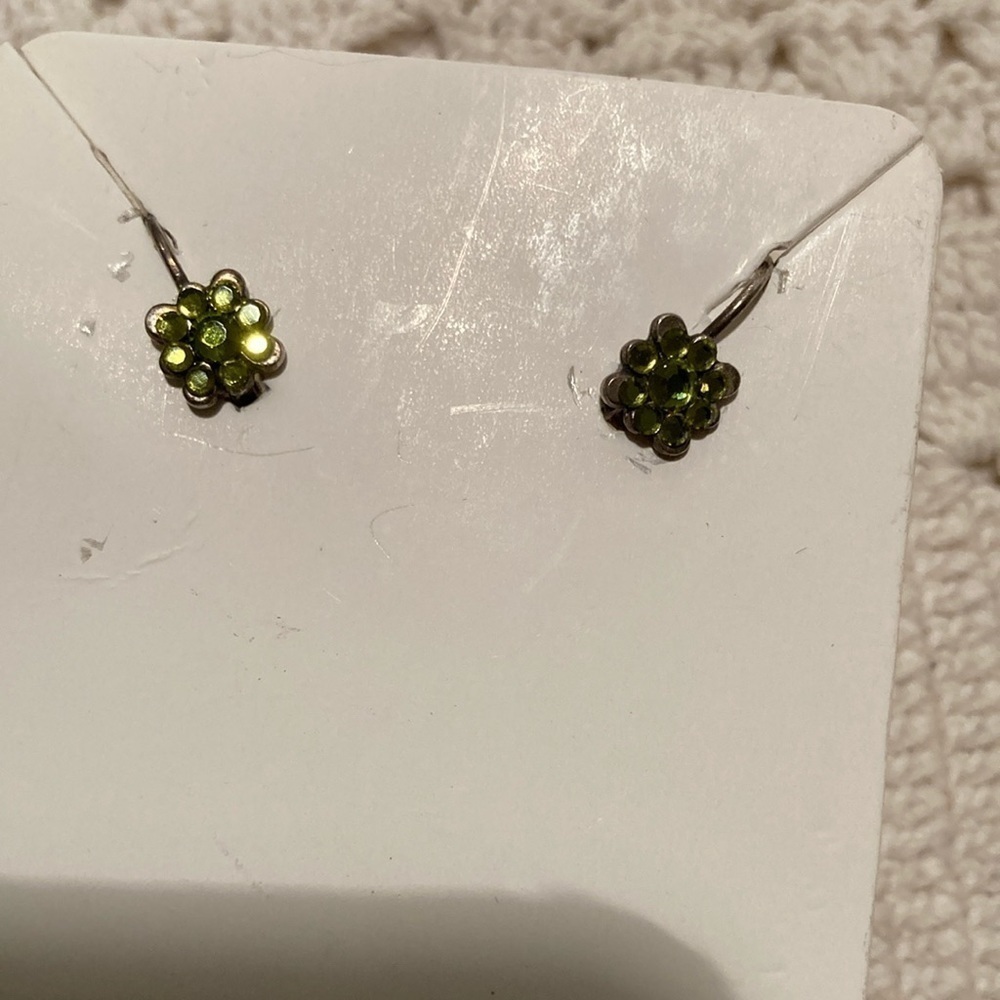 Peridot and gold stud earrings